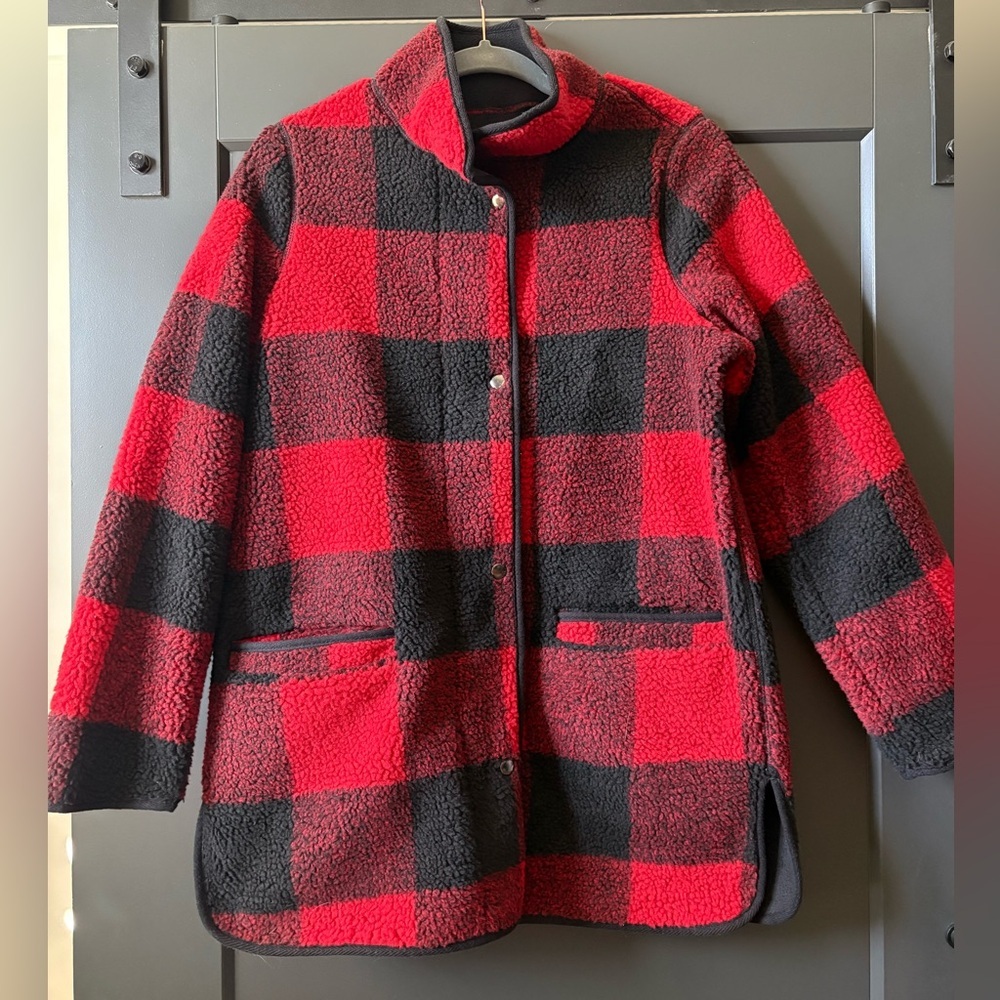 Old Navy Women’s Red and Black Plaid Jacket